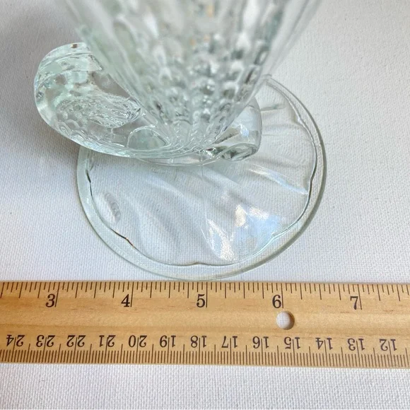 Cornucopia Horn of Plenty vase clear textured glass vintage fluted ribbed - Picture 7 of 8